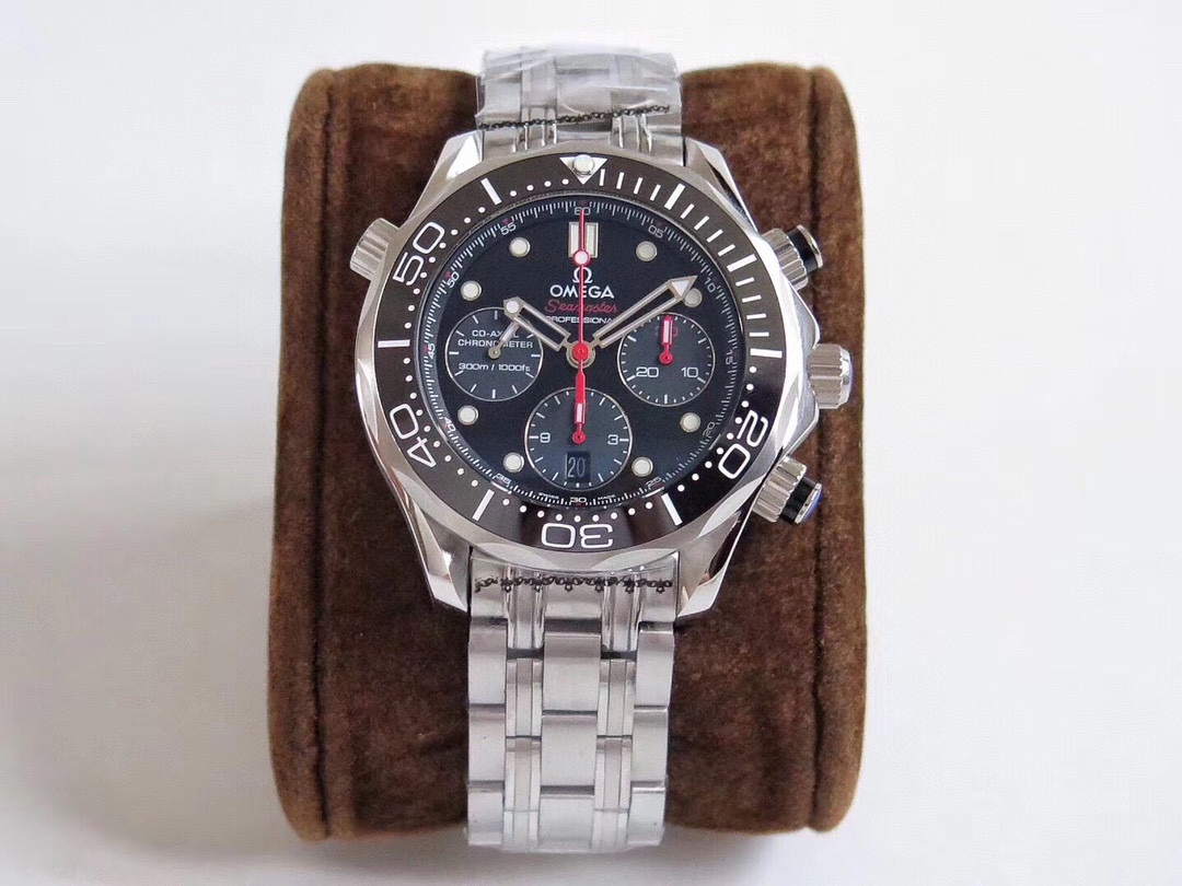 SJ 1500
OMEGA Seamaster "New Zealand Chieftain" ??OB2 multifunctional chronograph, the most cost-effective reproduction of the 7750 movement ever. [Case] The watch is 41.5mm in diameter. Made of hardened AISI316L stainless steel and finely polished by wat