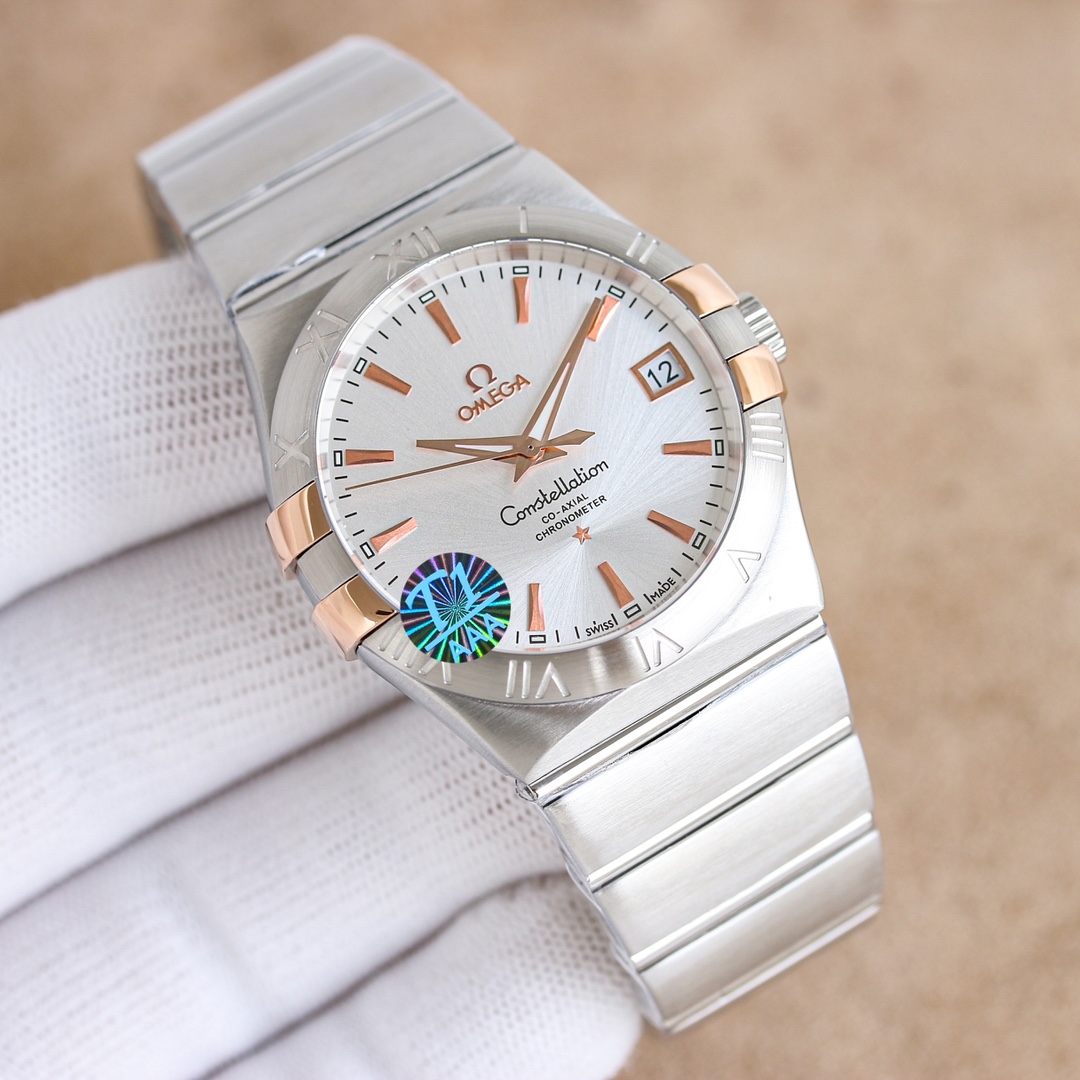 White 1250 Gold 1300 All gold 1350
Round diamond ?50 Roman diamond ?150
OM+Factory sex ratio preferred
In the name of classic, show the extraordinary. The 38mm Omega Constellation 4th Generation men's home watch perfectly showcases the unique charm of the