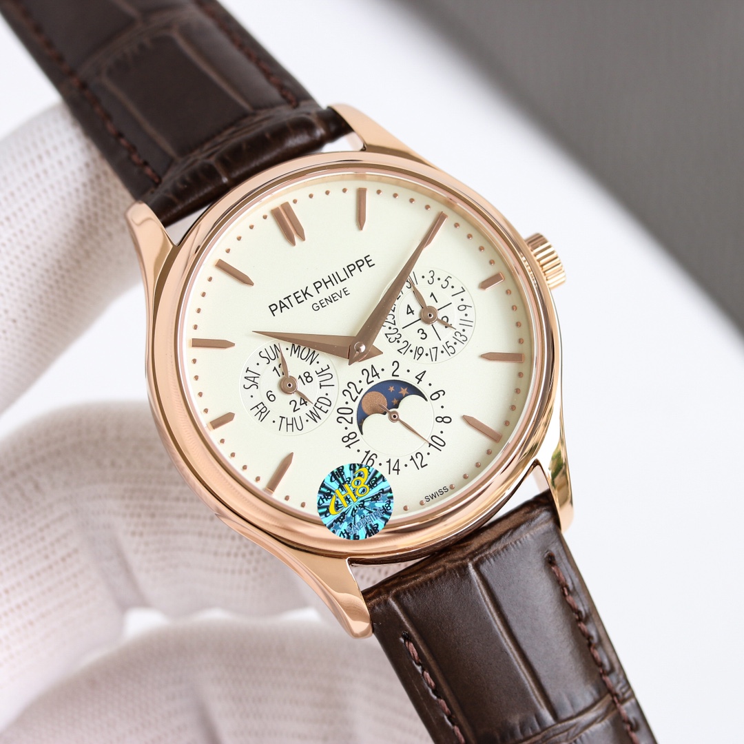 White case 1450 Gold case 1500
Patek Philippe Super Complication 5327, 5140 series watches, the most classic style in the perpetual calendar.
With a dress diameter of 39mm, it is of moderate size and suitable for professionals of all trades. The dial layo