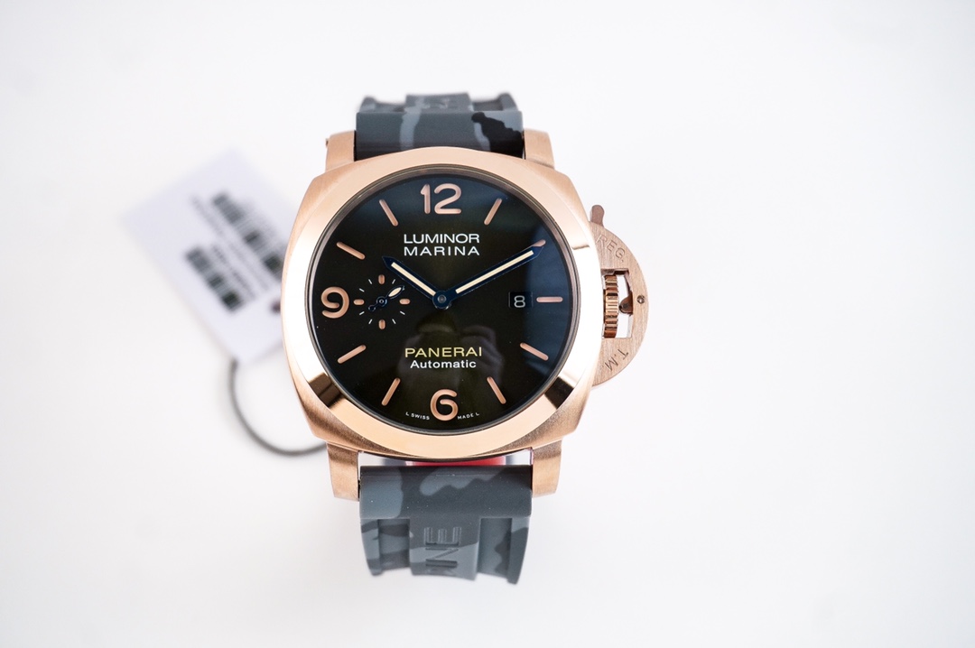 630
?? PANERAI arc coated glass 44mm*16mm camouflage rubber strap with original pin buckle automatic mechanism A watch from a tough guy