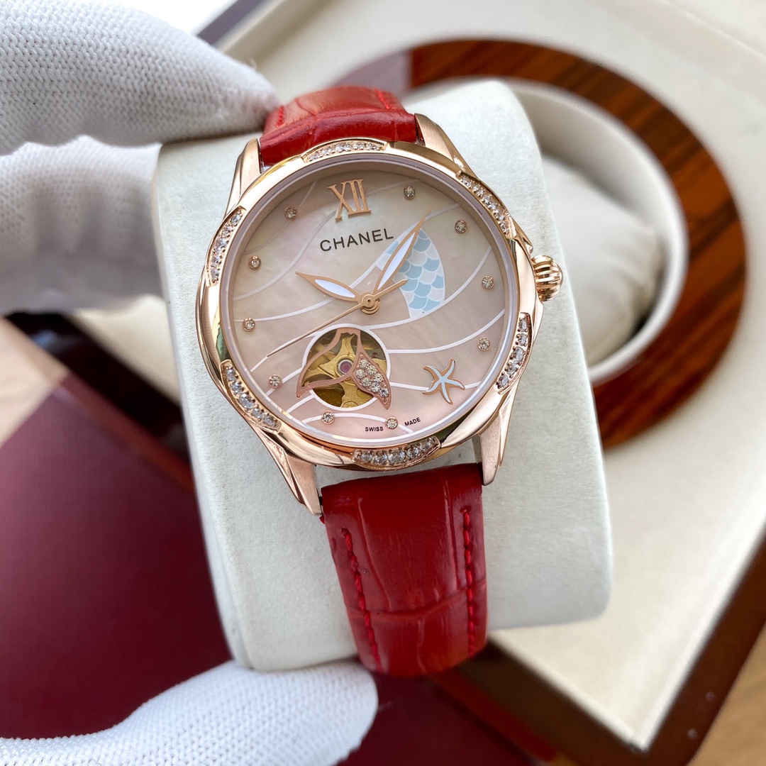 ?? 650
Brand: CHANEL -- Chanel
Movement: Citizen mechanical movement
Material: Sapphire, 316 stainless steel ceramic
Size: 34mm diameter, 10mm thickness
Strap: 316 stainless steel ceramic/imported calfskin
Pursue timeless elegance!
Exquisitely crafted! Re