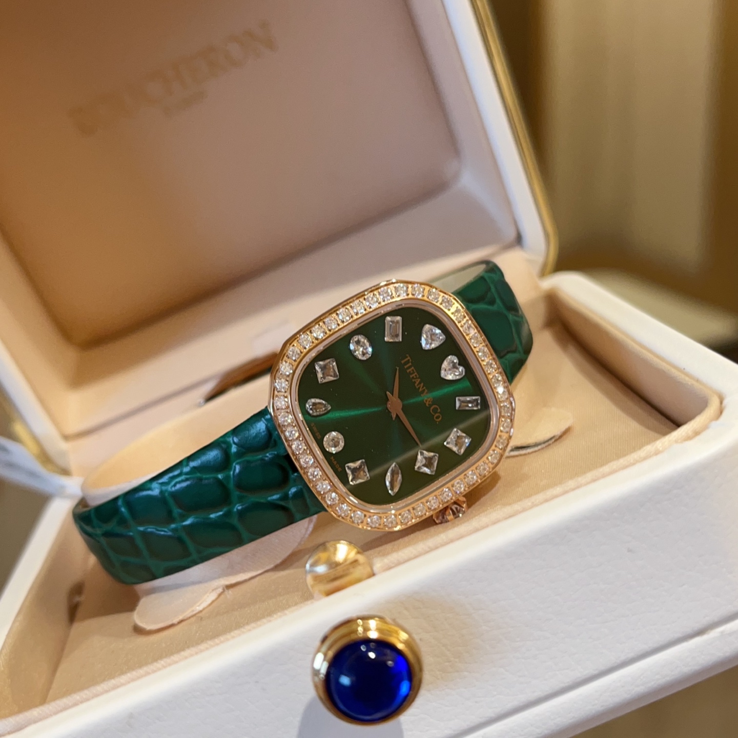 ??520, Rose 550
?????? How could it be without new gear?
??????~~[Gift] Order now and get a strap for free, limited quantity, first come first served! [Gift]~~
It is not just a timekeeping tool, but a symbol of fashion and taste.
With 12 types of engravin