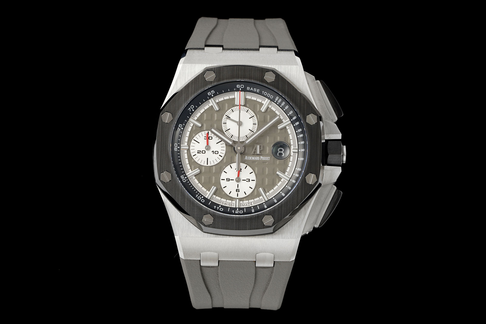 New counterweight poison! Hot! -- Classic Style
APP Factory releases AP Royal Oak Offshore 26400 series
1. The entire middle shell and back cover are made of 906L stainless steel, with a fine brushed finish on the front and a sandblasted finish on the bac