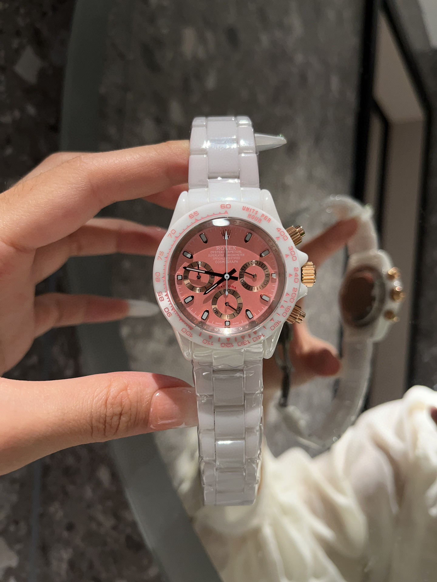 750?? New ?? ROLEX Daytona series ceramic case 43mm mineral-coated glass durable super luminous Japanese multifunctional chronograph quartz movement ceramic strap Original buckle The Rolex Daytona you can't put down once and for all