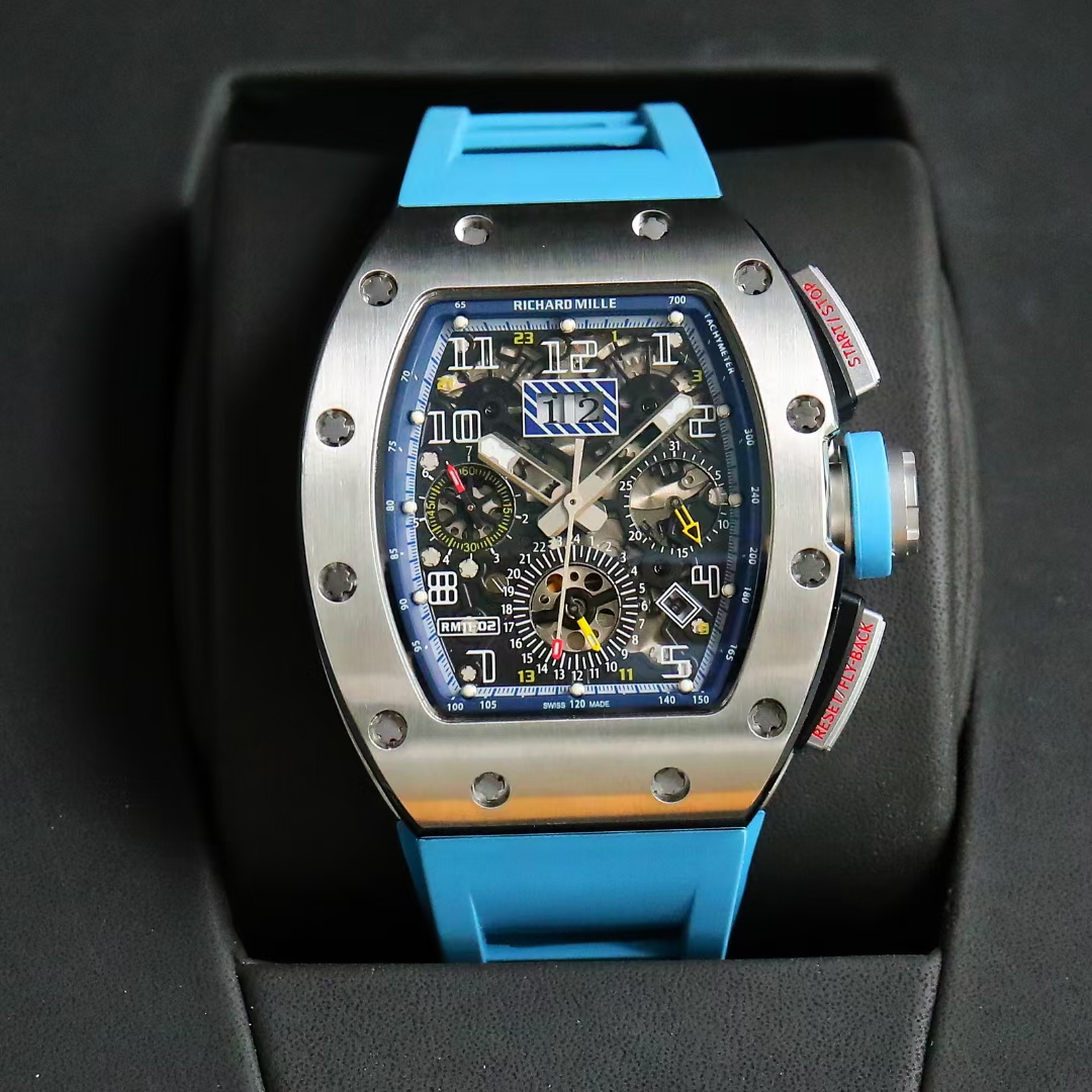 ?? The Richard Mille RM11-FM collection reproduces the original perfect ergonomic design that aligns with the brand's iconic pursuit of perfection. Every component of the RM 011 is an aesthetic expression of its functionality. The RM 11-FM watch retains t