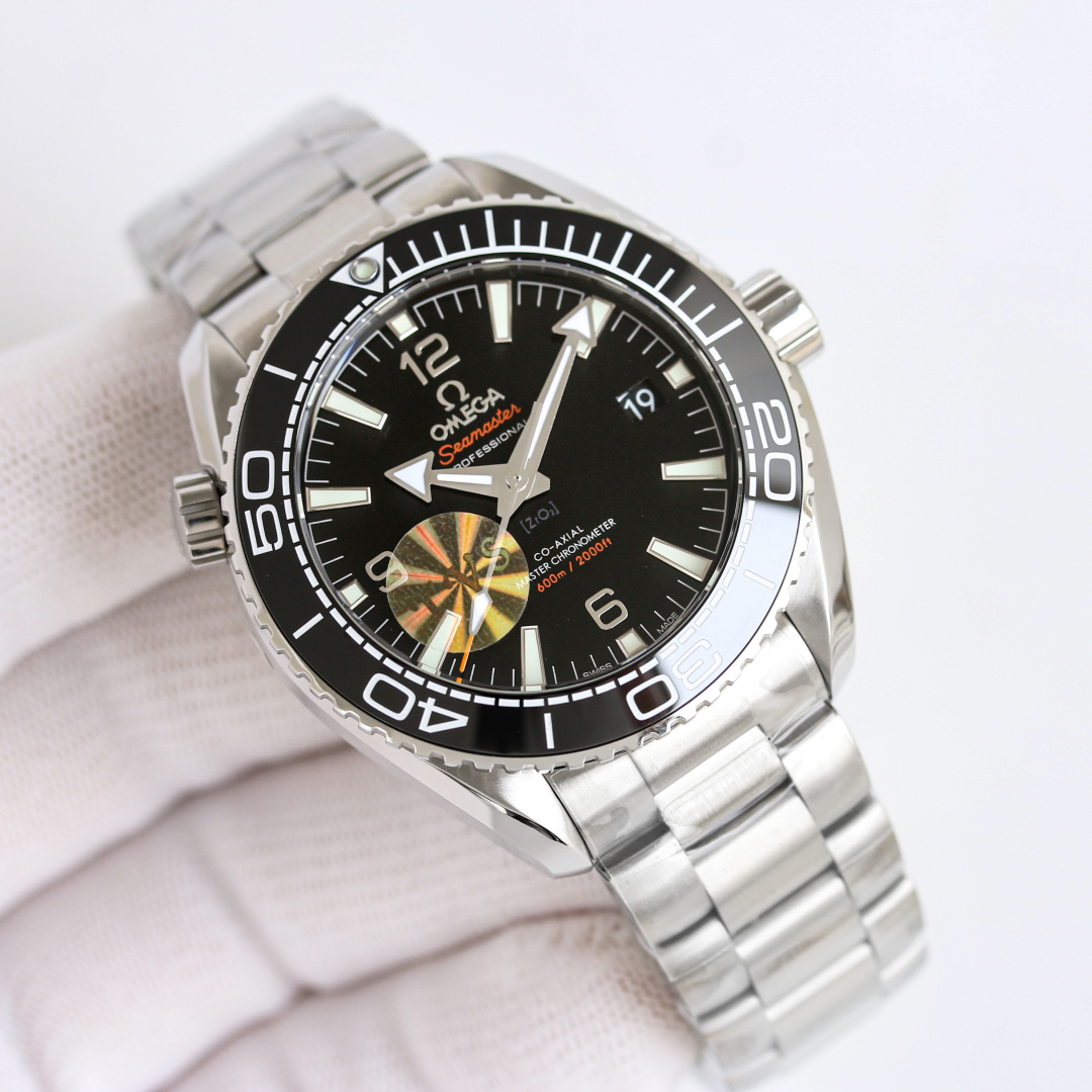SJ tape 1350 steel strap 1450
TVS OMEGA ??OMEGA ??OB2 Seamaster 600 series Ocean Universe 600 m diving watch "Quarter Orange" bestseller, with exclusive and exclusive Cal.8900 movement, featuring fast hour and date adjustment, double T shock absorber and 