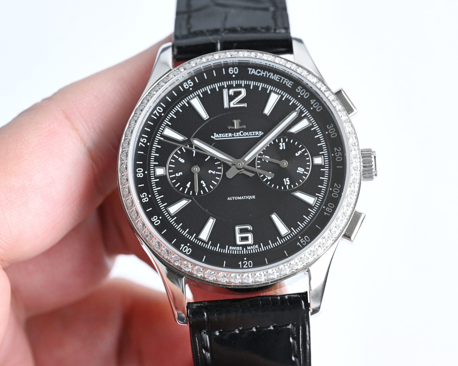 White case 1500, Gold case 1550
New JAEGER-LECOULTRE - the Jaeger-lecoultre collection of watches, elegant arrival ~! [Great Details]
? Polishing the case: To achieve the lustrous and jade-like effect of the genuine, watchmakers meticulously polish and re