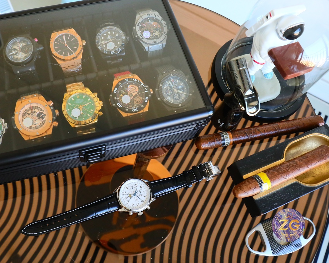 ??? Today 's recommended: (upgraded 42mm) steel and 590!
Amazing features unleash a versatile life,
The elegant design exudes refinement.
These two fine words are reflected in the "Master" watches! ?? ? ?? ?
ZG factory 'master craftsman' is a masterpiece 