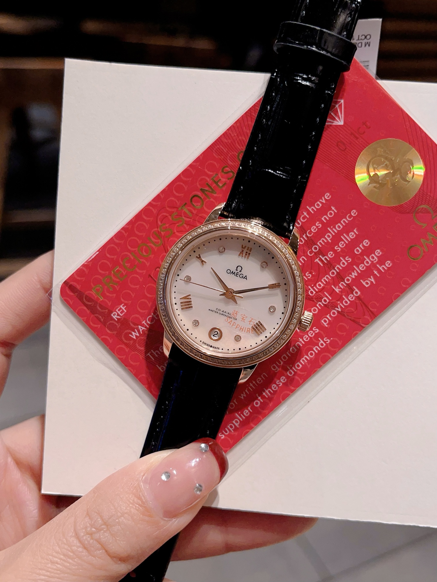 [?? Batch 300 steel band 320]
OMEGA De Ville 32mm ladies quartz watch! It has attracted a large number of loyal supporters. This collection of watches is simple in style and elegant in appearance, showcasing a remarkable and timeless beauty. It is underst