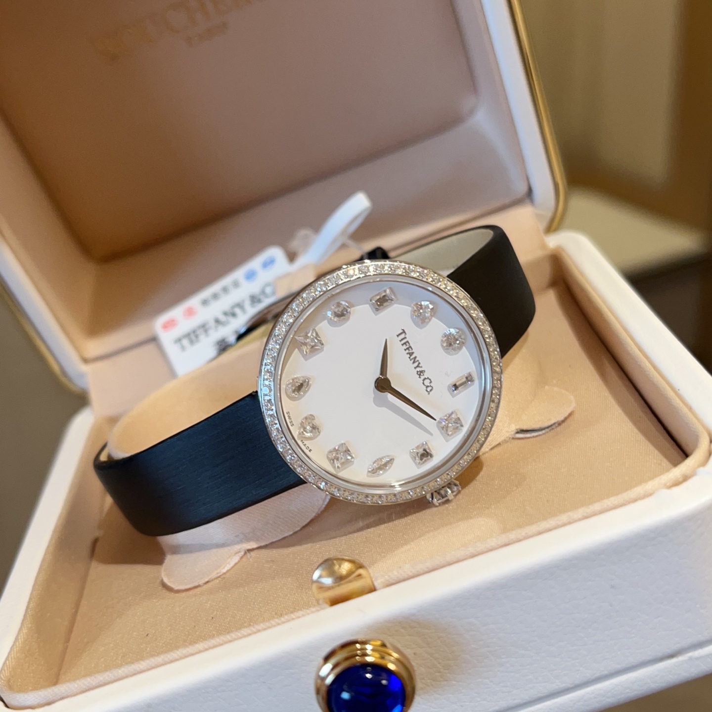 ??520, Rose 550
?????? How could it be without new gear?
??????~~[Gift] Order now and get a strap for free, limited quantity, first come first served! [Gift]~~
It is not just a timekeeping tool, but a symbol of fashion and taste.
With 12 types of engravin