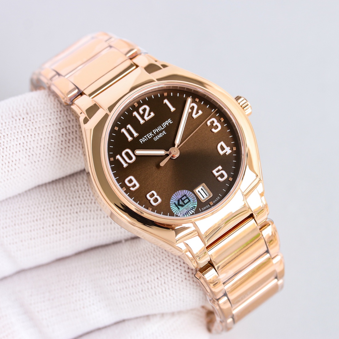 White steel 1800 Gold 1850 (steel band with diamonds expensive 50)
Patek Philippe TWENTY ~ 4 Series 7300 makes a stunning debut. Come with ?? original portable leather case
Case: One-piece rectangular case. The size is 36mm, the same as the genuine. Bezel