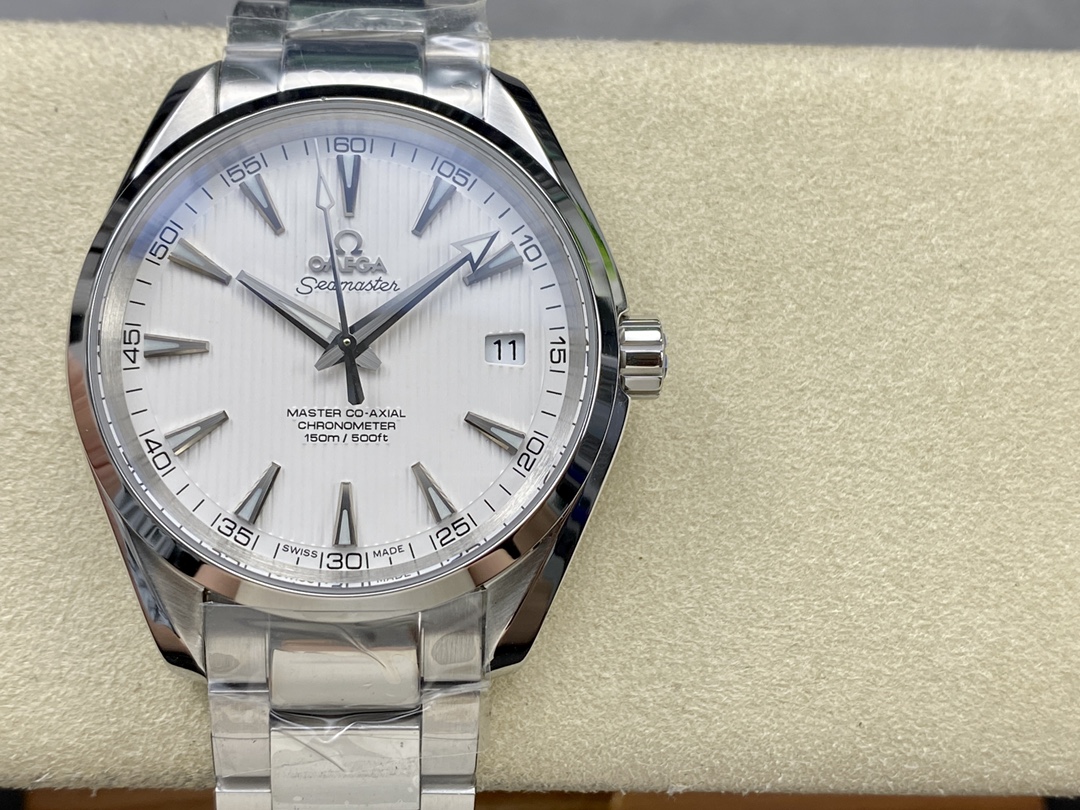 SJ 1300
N1 Factory OMEGA ??OT1 Seahorse 150M series new release, shock COMING! Seamaster 150 series
1? SPEND a huge amount of money on original MOLD cnc shell SLEEVE, no COST, size 41.5mm thick 13.5m ORIGINAL VERSION!
2? Imported 904L stainless steel case