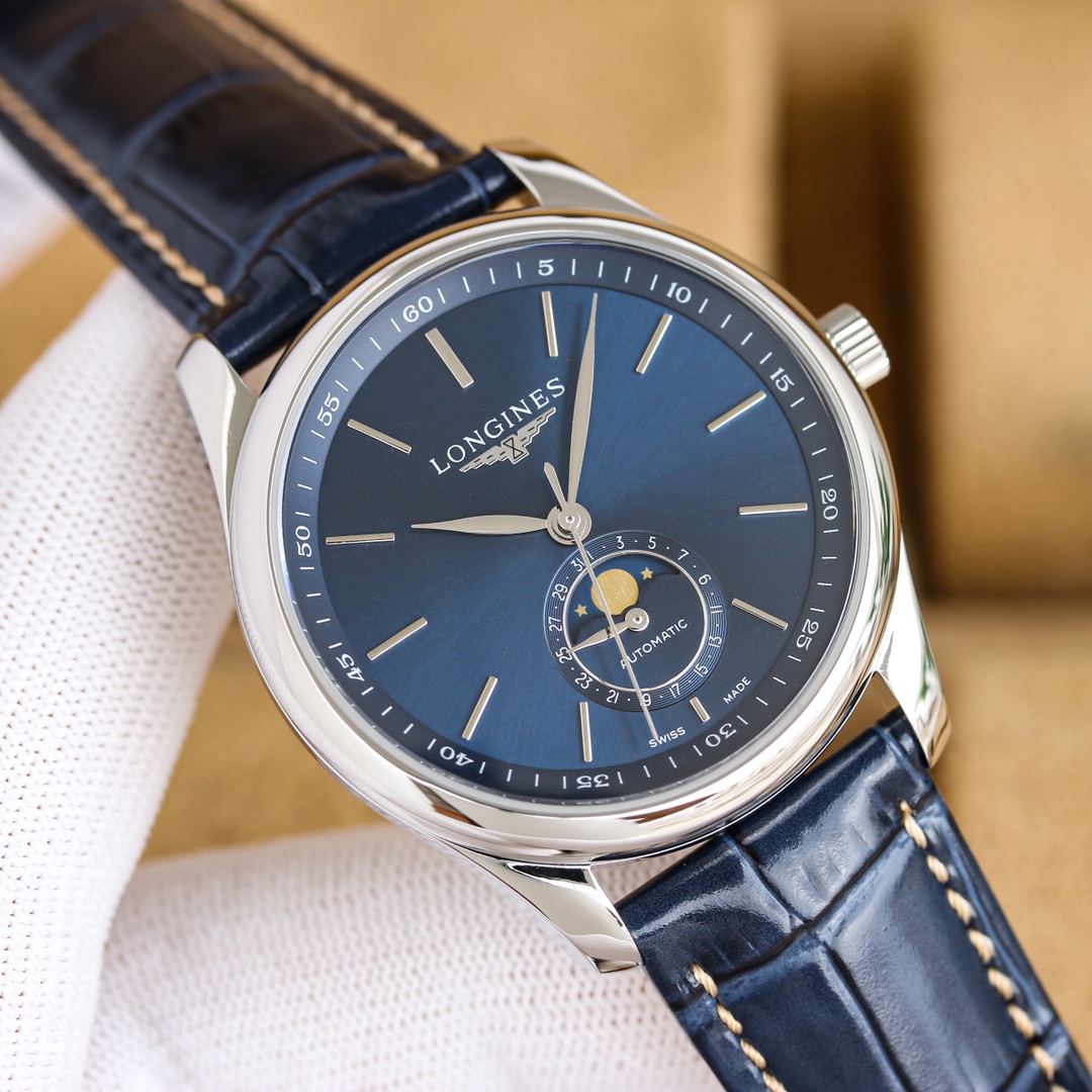 - 1400 ??
40 feet Longines Master Moon Phase Strongest version. The function is the same as the original.
[Can quickly adjust the moon phase on the head]
[One watch, one card, three codes in one]
[Case] The 316L stainless steel case is flawless and polish