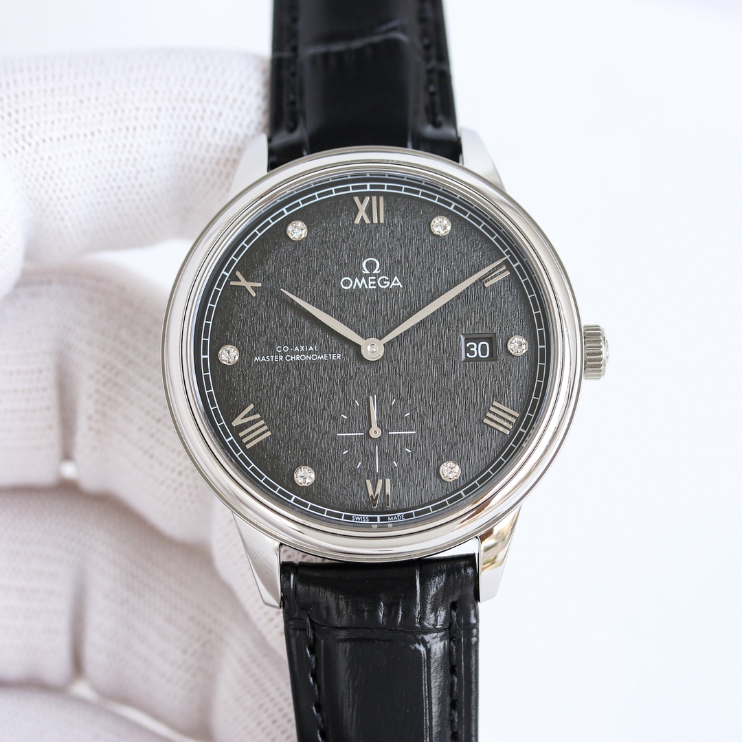 1400 Gold and white Tong
3 Butterfly FLY ELEGANCE GRAND DEBUT ??
1? TW The latest Omega De Ville Elegance Small Seconds model has been newly upgraded with a 41mm diameter in sync with official website
Inside, the Omega 8802 Master Chronometer movement is 