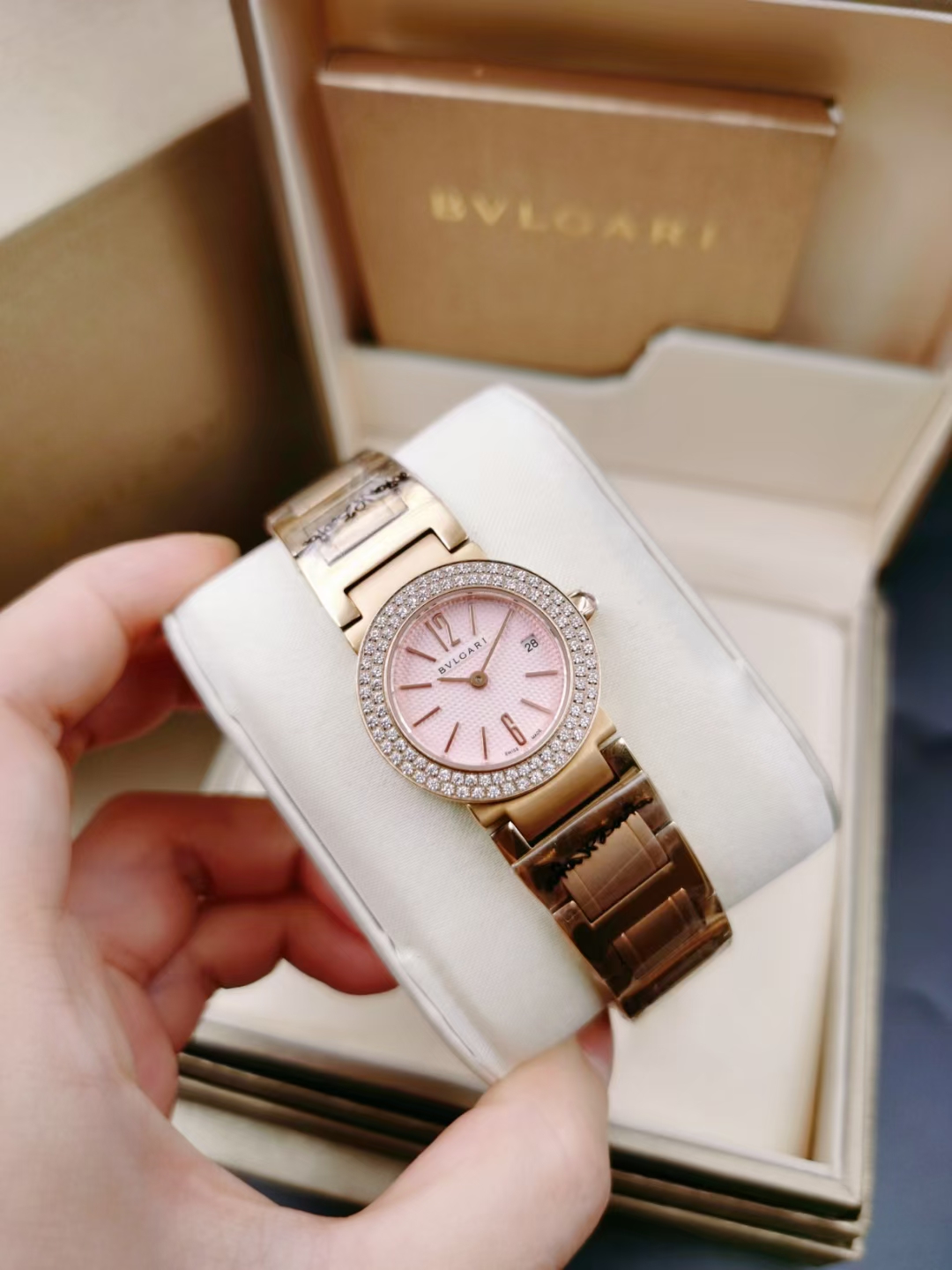 ?? AP, Audemars Piguet Royal Oak ?? Women's multi-functional OS running chronograph youdaoplaceholder0 youdaoplaceholder1 Swiss movement Sapphire crystal youdaoplaceholder2 youdaoplaceholder3 Original clasp youdaoplaceholder4 youdaoplaceholder5. ??BVLGARI