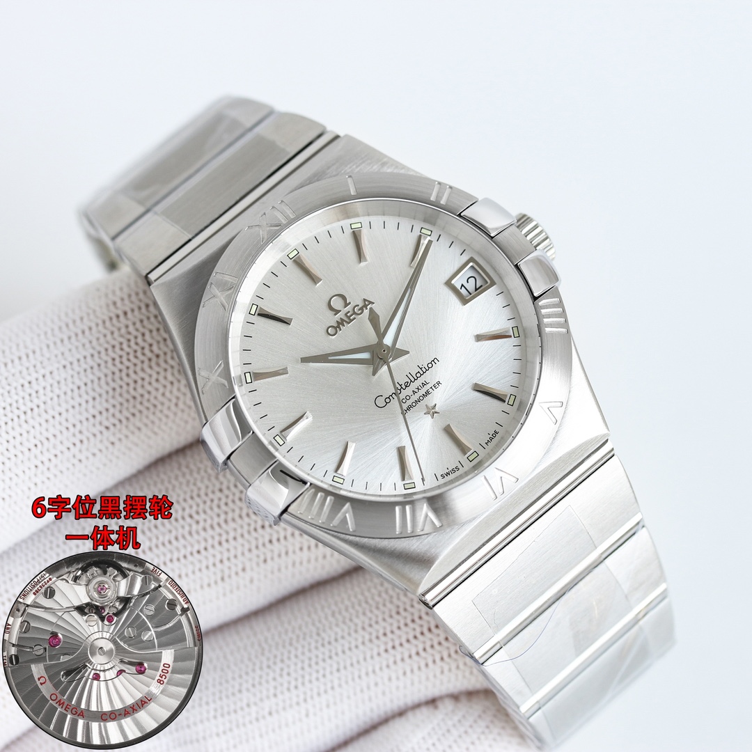 A sincere tribute to the classics
OMEGA Constellation 38mm
The Omega Double Eagle Constellation 38mm watch perfectly showcases the unique charm of its Constellation collection. The well-known "claw" design makes it one of the most recognizable models. Thi