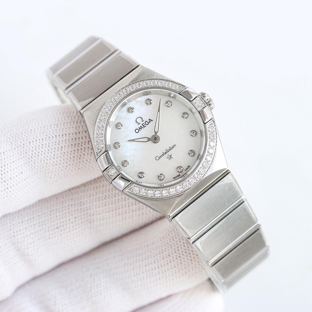S+ sincere tribute to classic OMEGA ??DG1
Brilliant stars, writing the legend on the wrist Omega Constellation 28mm Swiss quartz watch
1. Crescent-shaped facets, adjusted gripper details are more delicate, the case and gripper blend more naturally after p