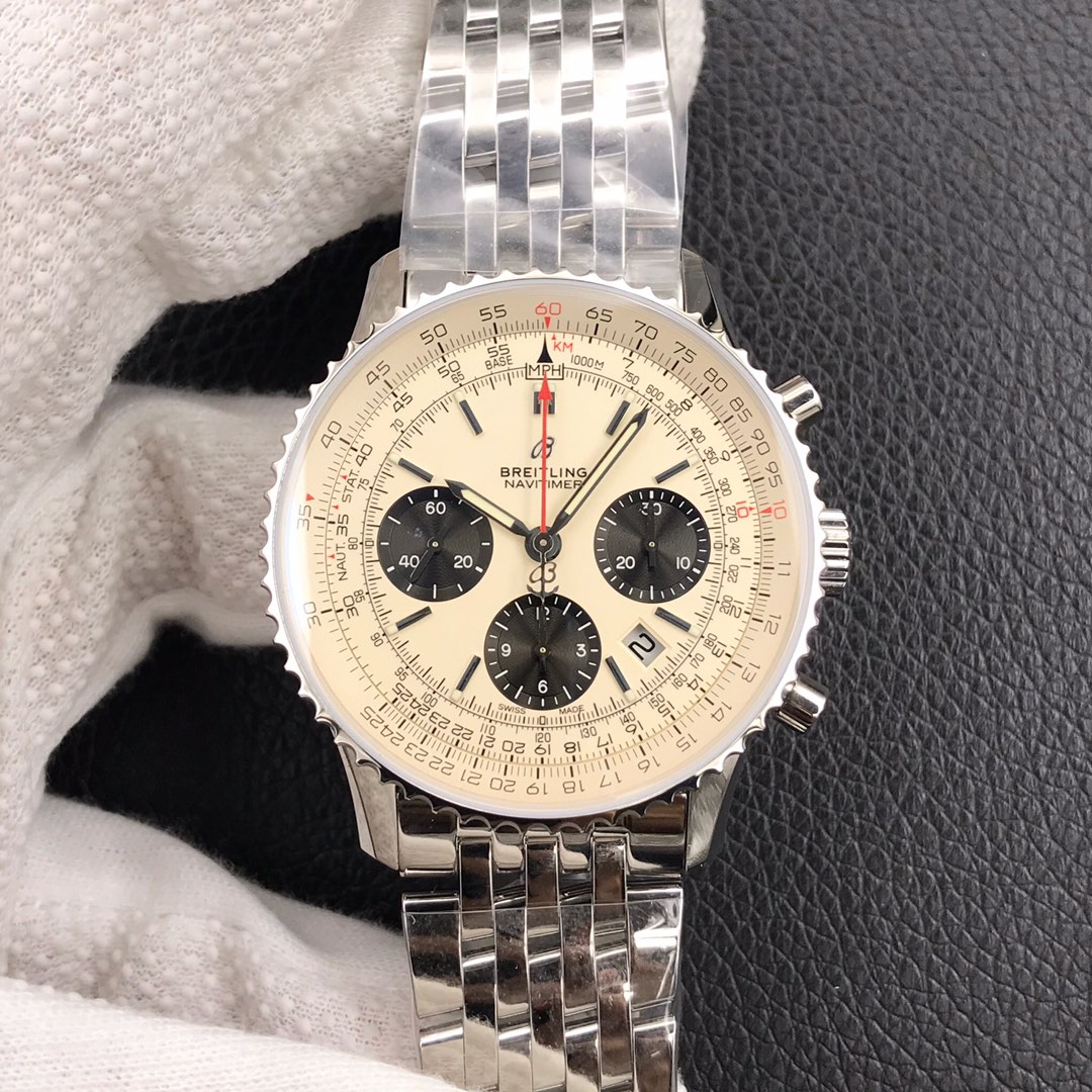 [GF New] Breitling Aviation Chronograph 1 B01 Chronograph Navitimer 1 B01 Chronograph. 43mm case, bidirectional ratchet rotating bezel, equipped with the ASI-7750 chronograph movement, new extendable steel strap (available as a substitute for the original
