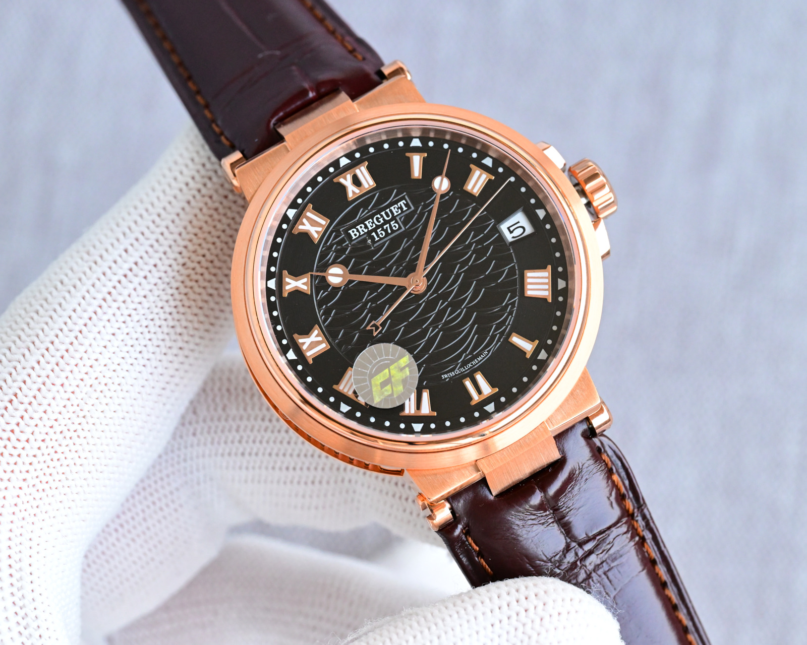 CF produced white 1750 Gold 1800 Crocodile skin ?100
Breguet ???BP1 MARINE 5517 model watch, the origin of Marine chronometers, "timekeeping is a weapon of war" refers to this watch, a masterpiece in the world of Breguet watches. Factory transcribe the or