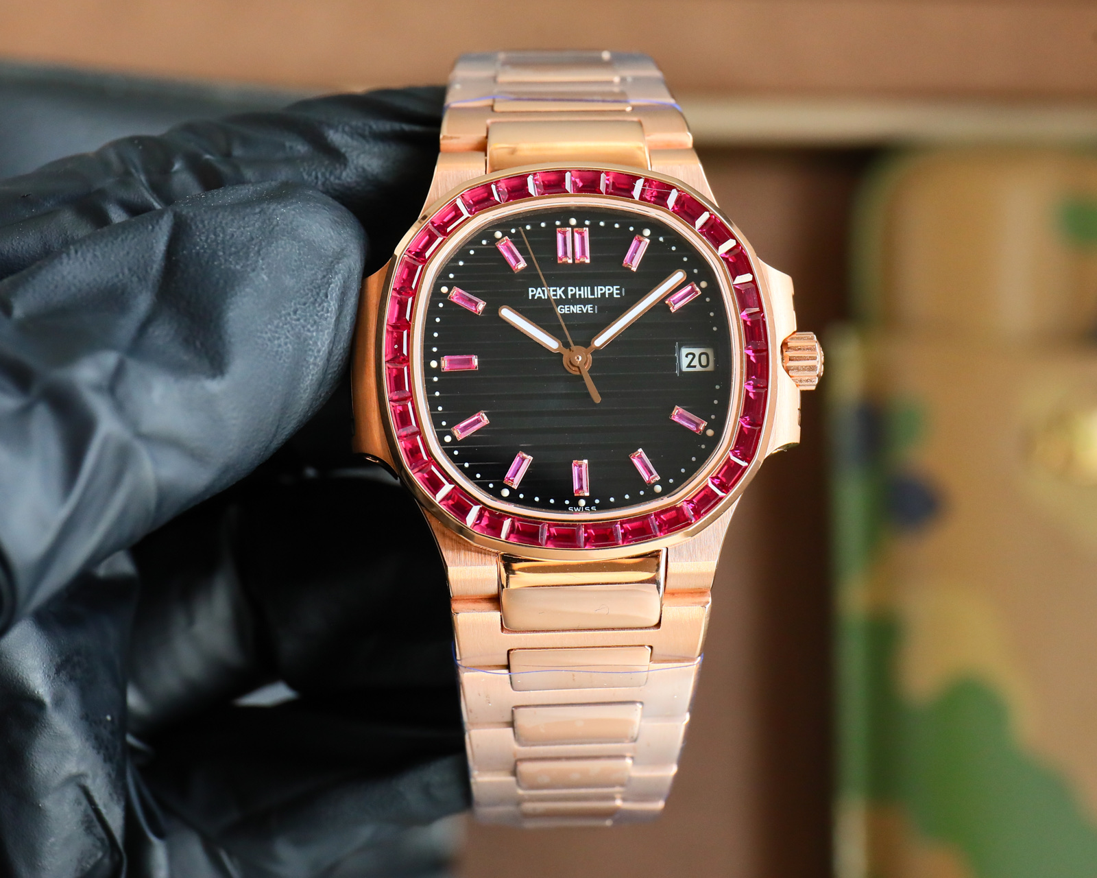 Dream watch Patek Philippe Hidden Model Nautilus GR Factory??2025 Latest masterpiece Patek Philippe Nautilus 5711 series High appearance Level Women's watch, ceiling style, all eight treasures ?? [2025 Super Divine Masterpiece Top Version] Patek Philippe.