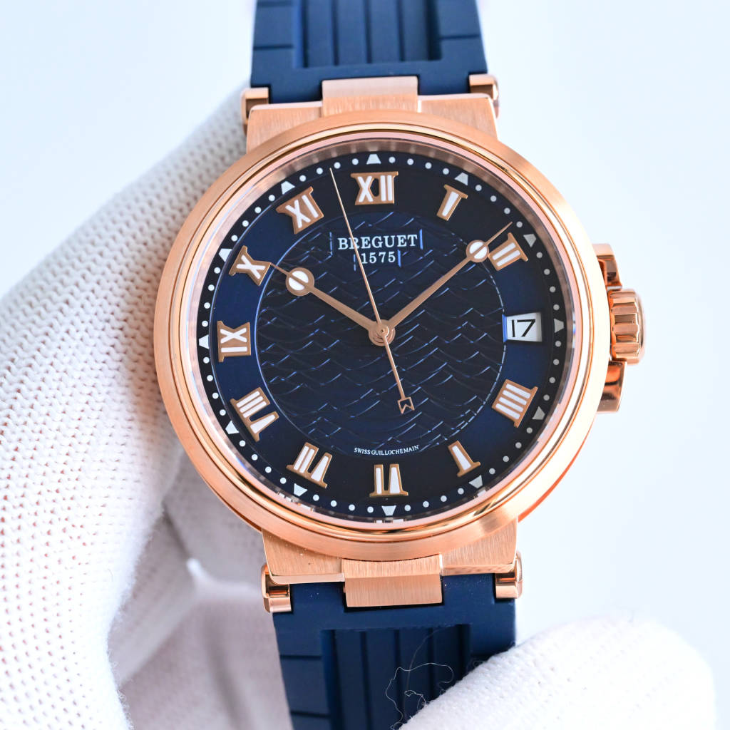 SJ white 1750 gold 1800 crocodile leather +100
CF New release, Breguet ??BP1
The 5517 model of the MARINE collection, the origin of the Marine chronometer, "the timepiece is a weapon of war" refers to this watch, the masterpiece of the watchmaking world. 