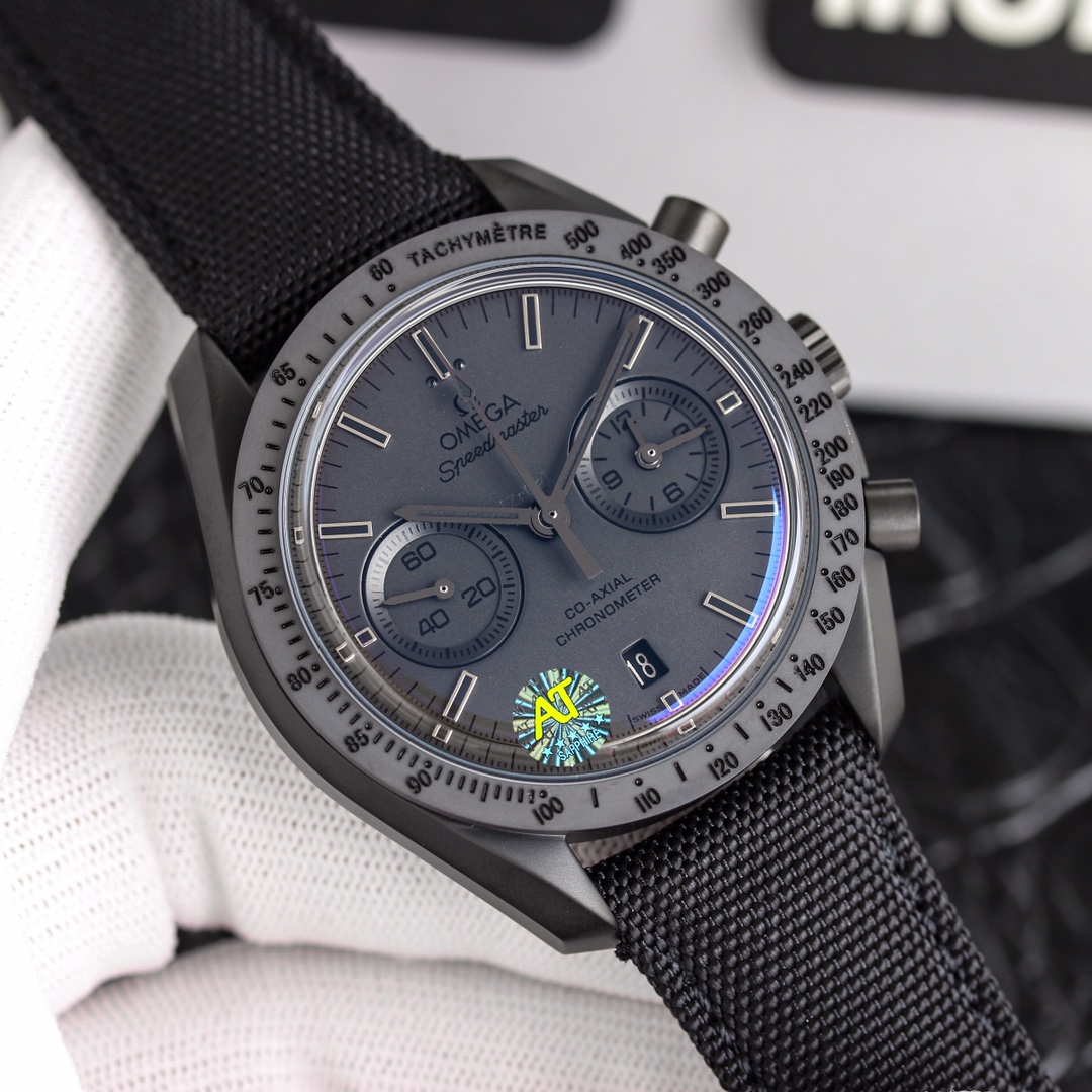 ??TVS Pioneer Omega Speedmaster Moon Dark Dial watch 311.92.44.51.01.005
44.25mm co-axial chronograph, in-house 9300 movement 3 o 'clock dial [12 hours] and [60 minutes] cumulative chronograph dial, all functions and appearance in accordance with the orig