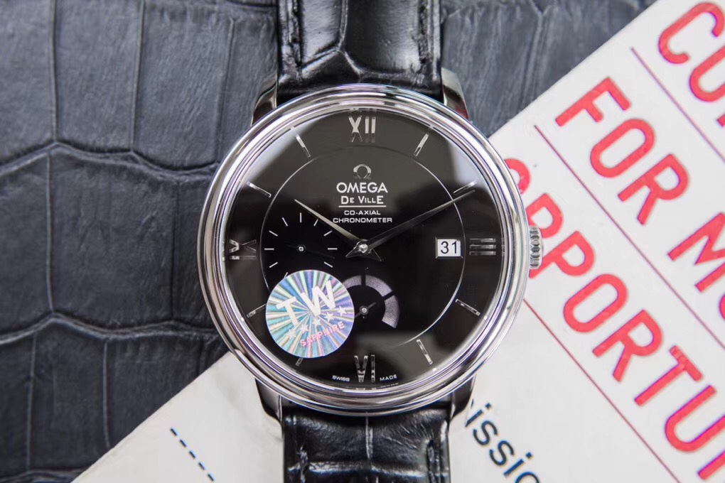 [TW] Omega Power de Ville is equipped with a 2824 modified 6-position true power, 9-position small seconds movement that is consistent with the genuine Cal.2627. All hands are genuine and usable. The case back is flawless. The original mold, 39.5mm in dia