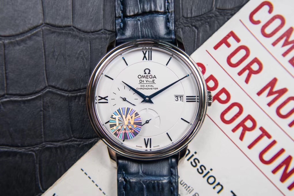 [TW] Omega Power de Ville is equipped with a 2824 modified 6-position true power, 9-position small seconds movement that is consistent with the genuine Cal.2627. All hands are genuine and usable. The case back is flawless. The original mold, 39.5mm in dia