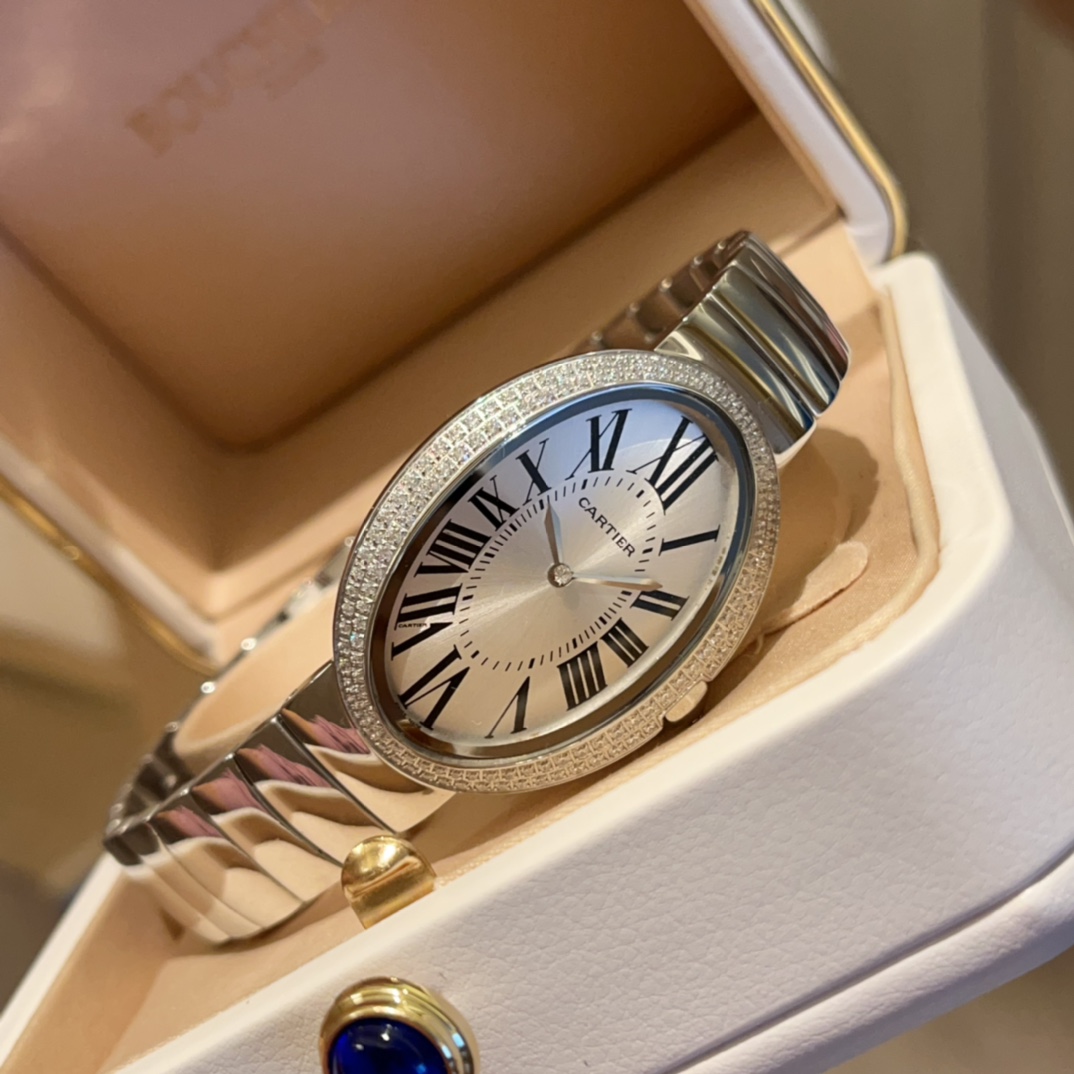 ?? 390
The full upgrade has arrived, Cartier 's new style is coming, Baignoire watch oval oval oval, the latest masterpiece Cartier Bathtub two and a half hands couple watch collection, fine C1Ct163 imported Swiss quartz movement. 316L stainless steel cas
