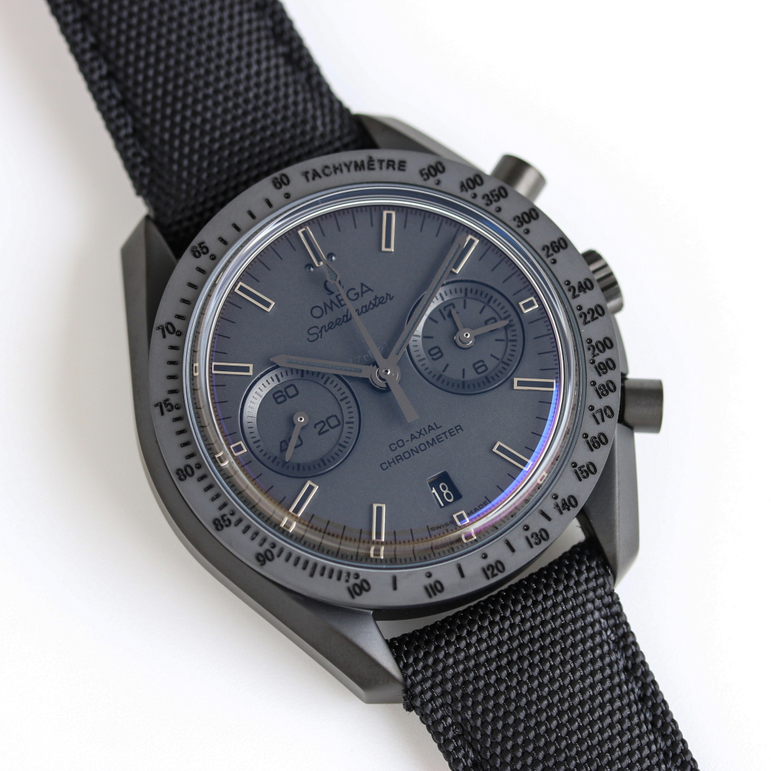 1850
TVS pioneer, OMEGA ??OB2 Speedmaster Moon Dark dial watch 311.92.44.51.01.005
44.25mm co-axial chronograph, in-house 9300 movement 3 o 'clock dial [12 hours] and [30 minutes] cumulative chronograph dial, all functions and appearance in accordance wit