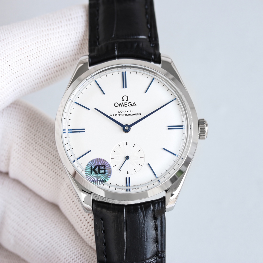 White shell 1450 Gold rose 1500 (plus 100 with diamonds)
The OMEGA De Ville Classic Small Three Hands manual mechanical watch, Master Chronometer 40mm in diameter, purchased from the original mold, took 14 months to complete, the entire case is made of or