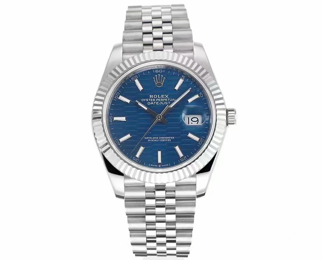 C factory ROLEX 41mm DATeJUST series ?? Super premium replicas are coming!

Genuine ORIGINAL ONE to one replica! Welcome to PK and compare!
Push your limits! The highlights of the entire watch are as follows:
1 The dial pointer luminescence uses Swiss lum