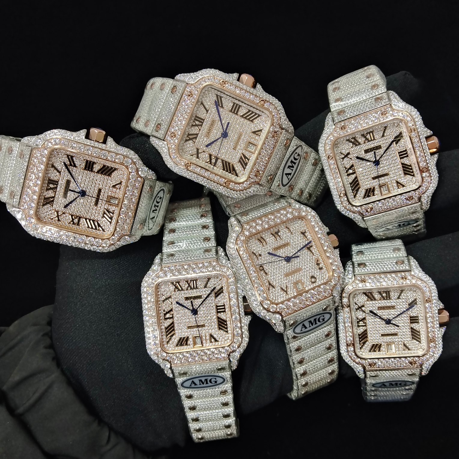 AMG's latest breakthrough: A perfect replica of the diamond-encrusted Cartier that is extremely luxurious. Every diamond sparkles. Take it and you'll be the brightest tonight.

The Cartier Santos Starry Sky Special Edition is here! With the most advanced 