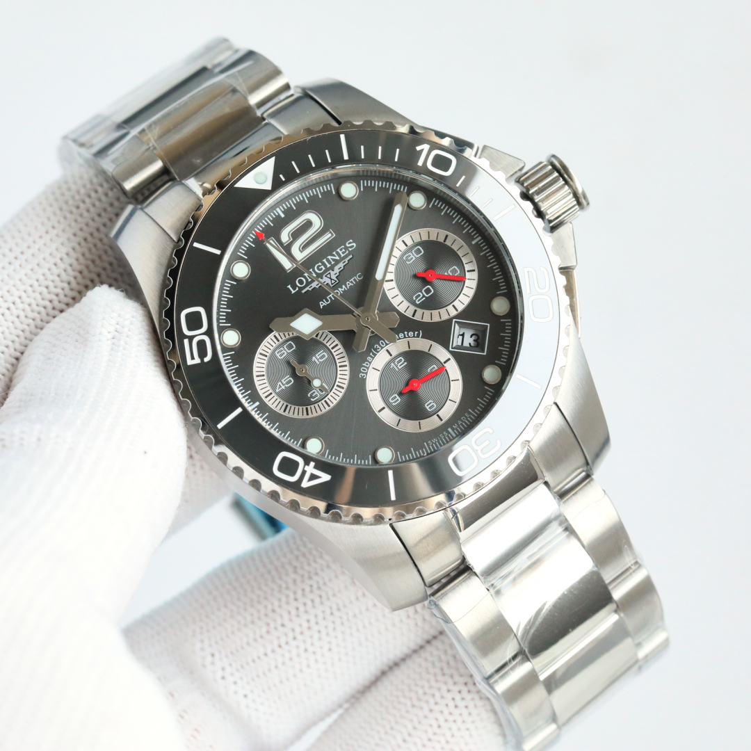 From TW 1200
TW Factory LONGINES Conquest Chronograph collection watch, GLORY descends, most stylish than ???LM1 Conquest
[Case] Measure 41X12mm. The 316L stainless steel case is flawless and polished to perfection, and AC continues its meticulous excelle