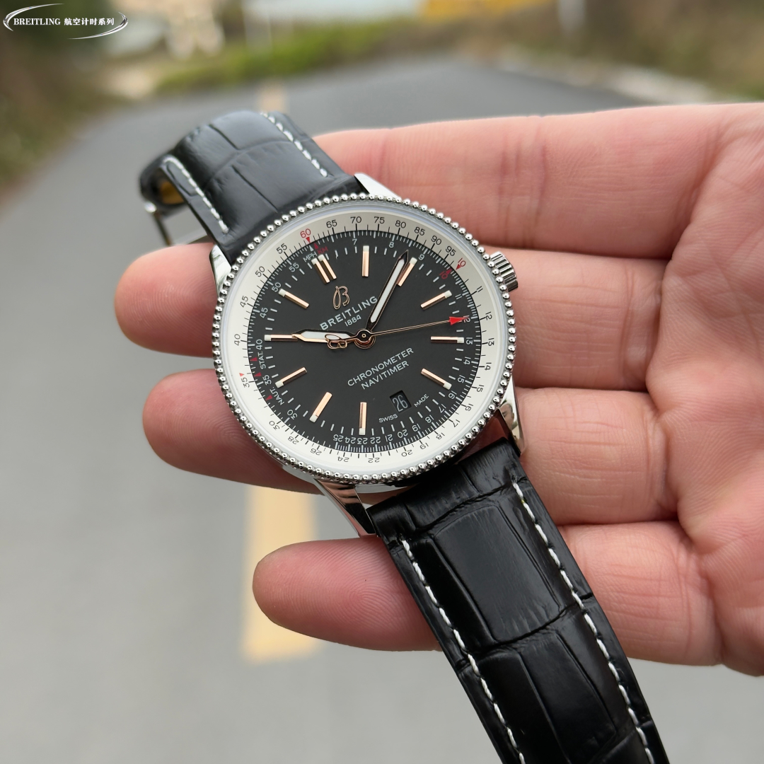 Gold and white: Belt 1350??- steel 1450??
BLS true feelings performance, exclusive 2.0 upgraded version! The BREITLING Aviation Chronograph collection is here!! Another space pilot's watch has been born! The new Breitling features four key elements: robus