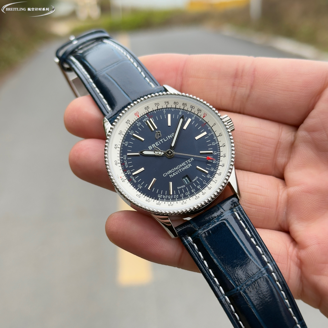 Gold and white: Belt 1350??- steel 1450??
BLS true feelings performance, exclusive 2.0 upgraded version! The BREITLING Aviation Chronograph collection is here!! Another space pilot's watch has been born! The new Breitling features four key elements: robus