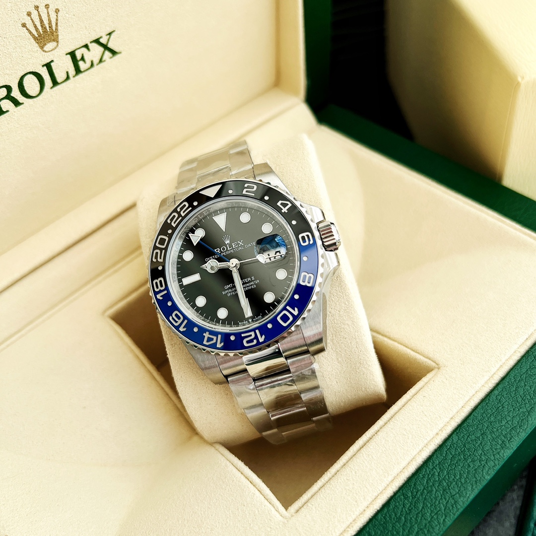 Batch of ??3200. Top Edition Rolex GMT, Pepsi ring. Red and blue ? All black bezel three or five beads at the PEAK, RoLEX is the most popular in the world UNDENIABLE...
Introduce it directly...
It is very difficult to assemble the ceramic ring with the ri