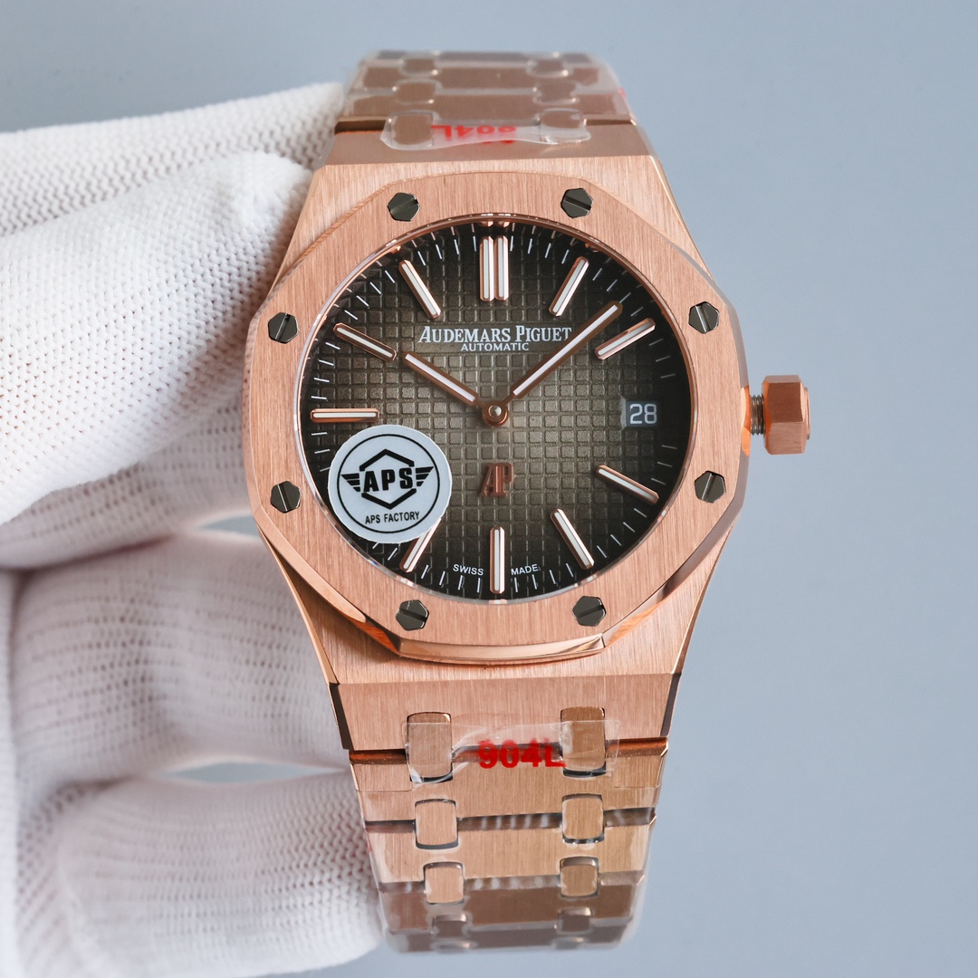 1250
Produced by APS. Audemars Piguet 16202 series APS upgraded V2 version Mechanical men watch equipped with a stable 9015 modified Cal.4302 movement, super sapphire glass more durable and scratch-resistant, super luminous display, each dial pin is impor