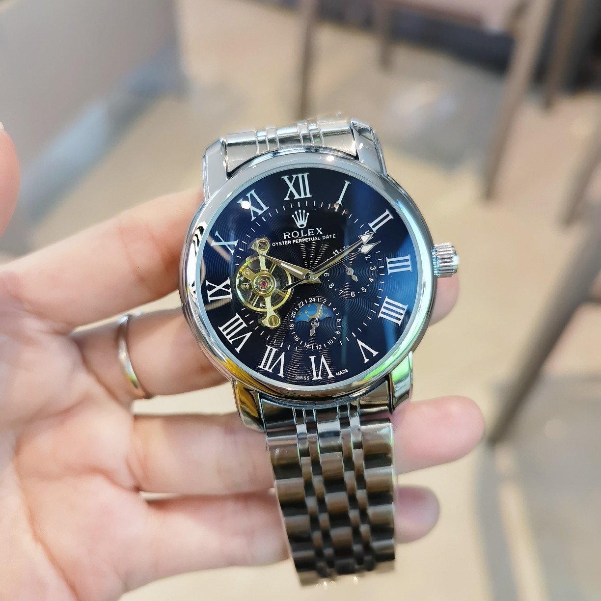 ?? Stainless steel strap with ten butterfly clasp ?? White P140, all black P150 ROLEX? Nine flywheel automatic Sun Moon Star Mechanical ??, 6 position Day Time (Sun)[Sun] Night time (Moon)[Moon] with the finest materials and meticulous craftsmanship! Supe