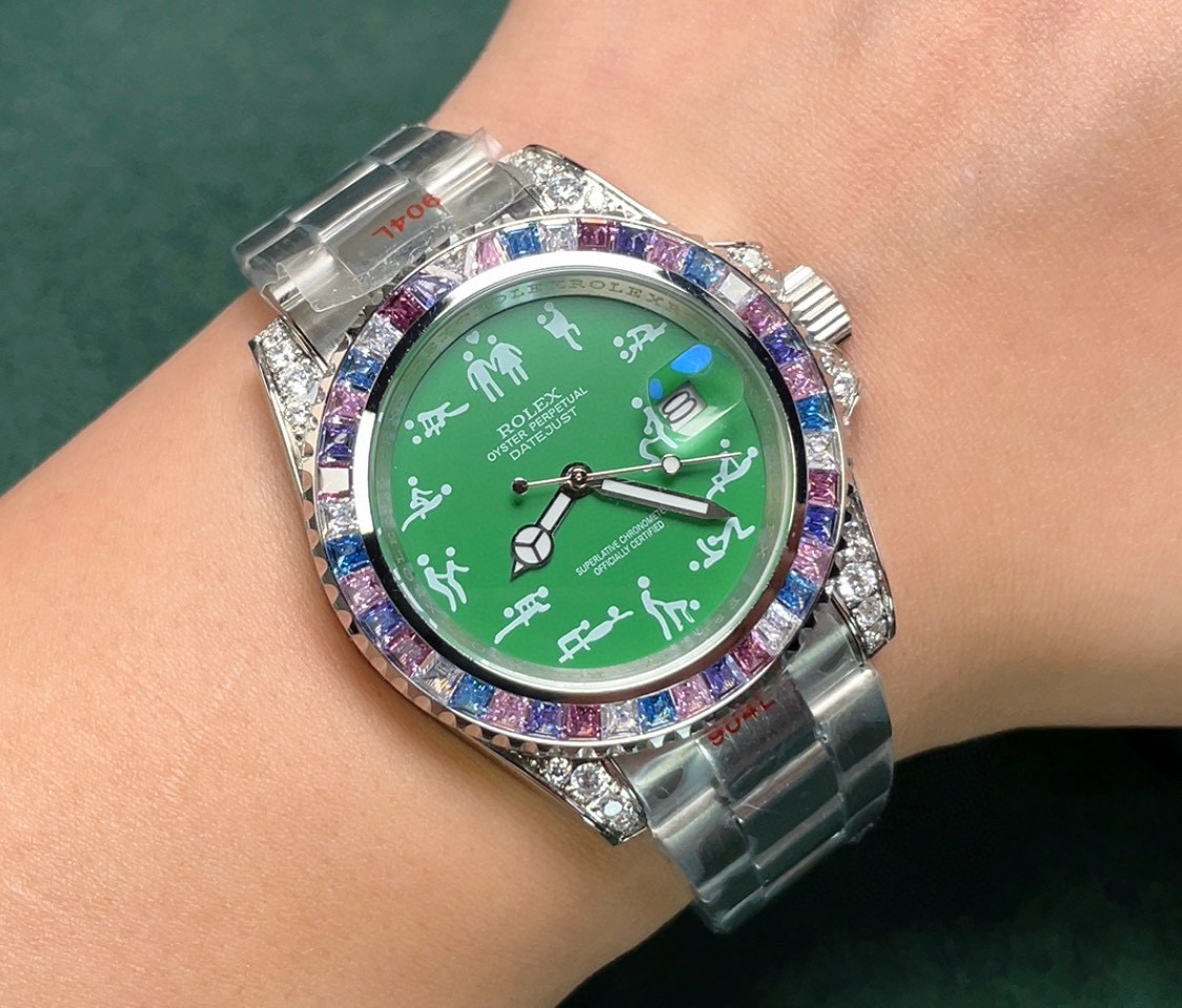 ??BOBO New ROLEX "Harugo" at the end of the 17th century, to satisfy the nobility 'pursuit of luxurious art, European watchmakers specially painted the Harugo pattern on their watches, and thus the magnificent "Harugo" was born ?? Rolex top plaything drug