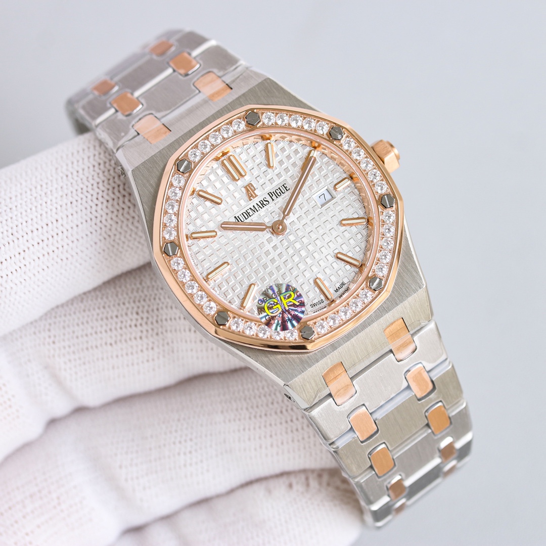 White steel 1300 Gold 1350 (plus 50 with diamond)
AUDEMARS PIGUET Royal Oak 67651OR Ladies Quartz watch ~ Shining debut! Goddess-like versatility, sparkling and charming!
GR purchase genuine products, disassemble and mold, complete CNC grinding, check and