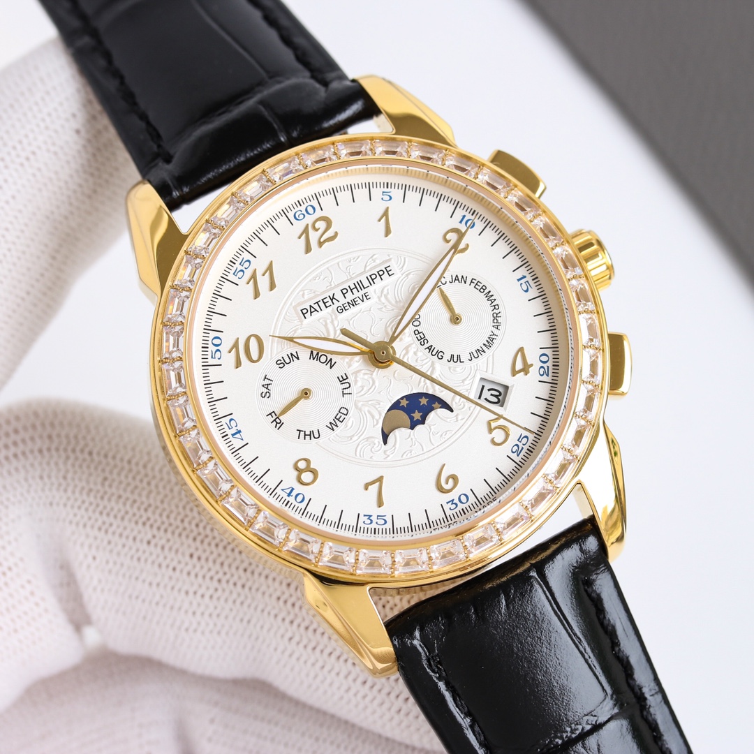 ?? White shell 1500 Gold shell 1550
New Patek Philippe ?? PP Complex Function Chronograph collection R71 now available Patek Philippe noble art piece! (Upgraded version improvements: The case is thinner than the previous version, the glass is more durable