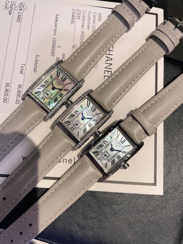 ?? Beige grey ??
?? Aperture 260 Half diamond 280 Full diamond 300
The most popular Longines are super good-looking girls, hurry up and get ??
Longines Masterpieces Two and a half hands ladies watch 316 stainless steel strap 33*22mm thick 7m