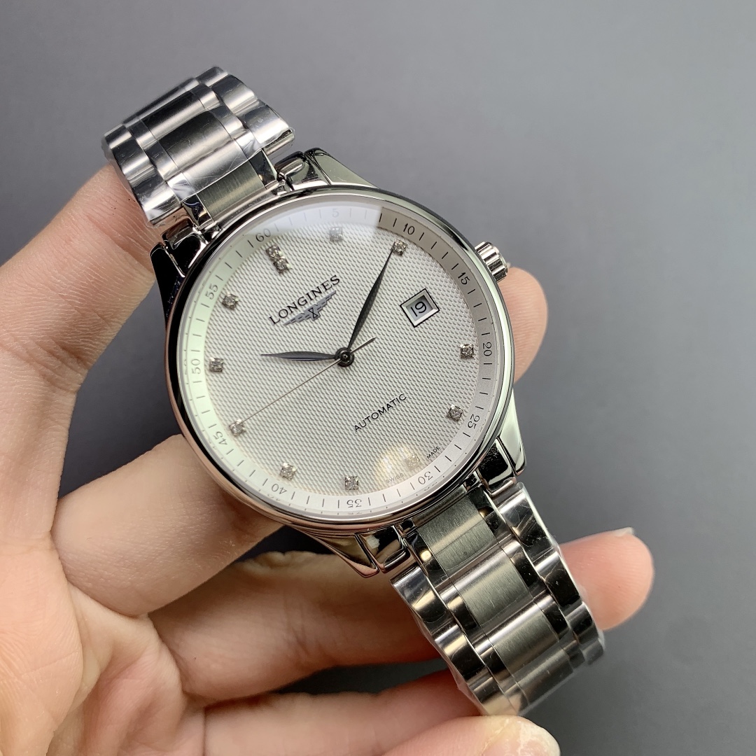 [Business Casual Simple Classic] - The perfect bestseller is coming ???? Master collection Citizen Mechanical Watch for men
?? Size ??40mm
[Movement] New original Citizen 8215 movement, corrected official latest original L888 rotor, accurate timekeeping, 