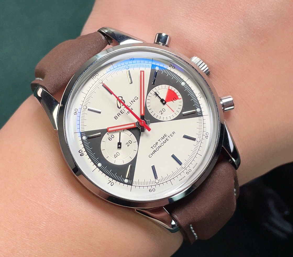 ?? Breitling Top Time A23310121G1X1 BN5 watch is a unique and extraordinary design. When the original Top Time collection was launched in the 1960s, the goal was clear: a series of "ultra-modern chronographs" to meet the needs of "young and promising prof