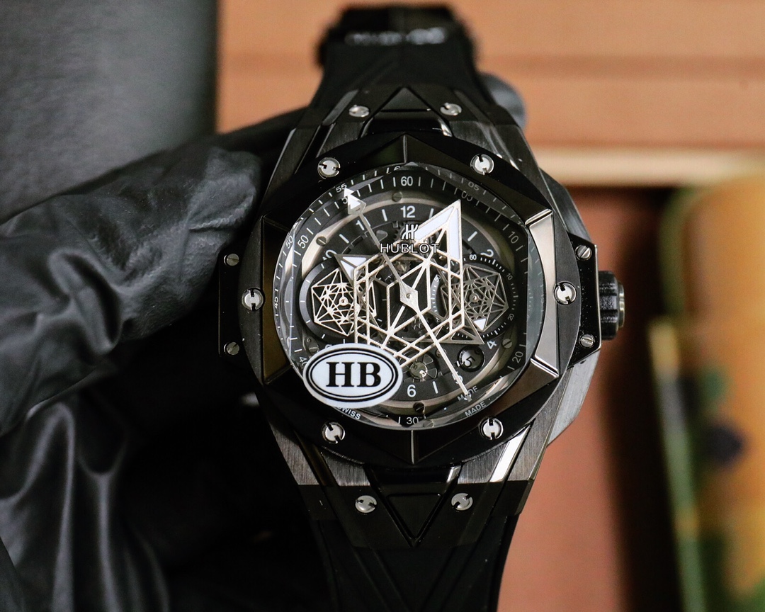Hublot HB V3 Edition Look for the details
The latest upgrade V3 version of the new Big Bang Sang Bleu II tattoo second generation HB Factory Rebirth Edition has arrived with all the details matching, top-quality, wholesale and volume-running style. Hublot