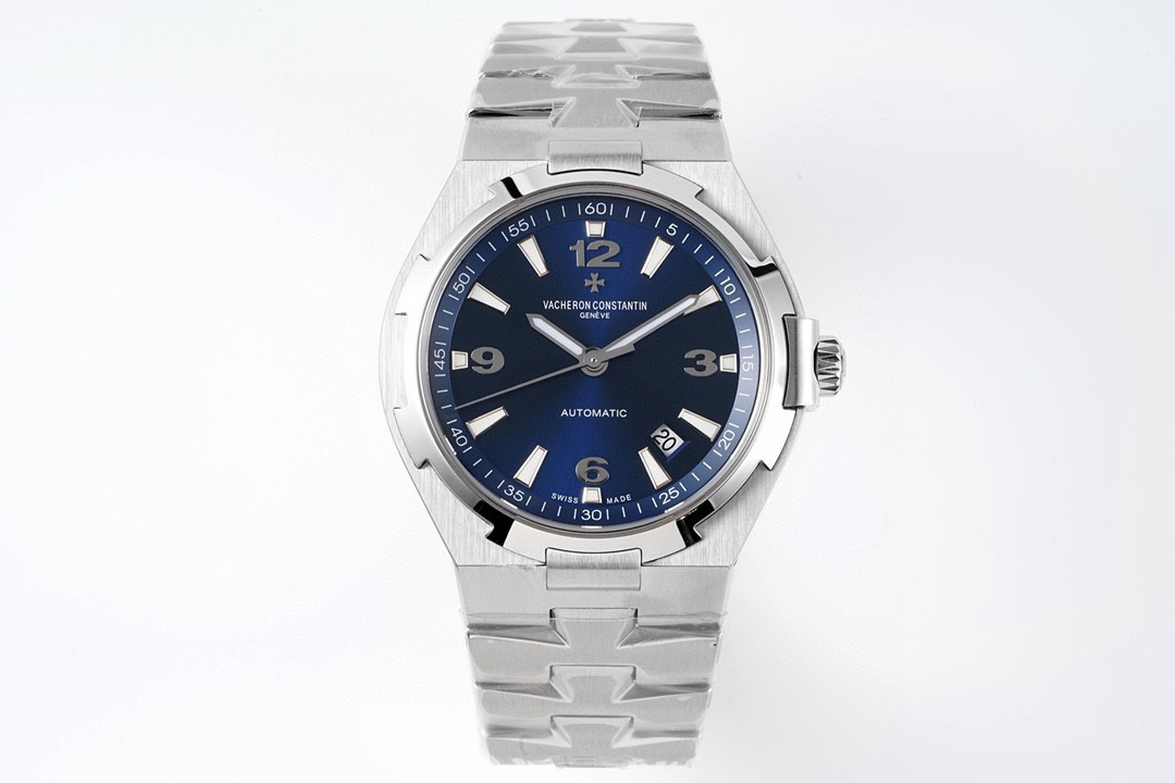 1300
TW
A New Year's product release:
Vacheron Constantin's Four Seas collection watch, original 1:1 mold set sail, let's go around the world together! Literal: The VC family cross Logo is cut with a diamond knife, optimizing the problem of the rough vers