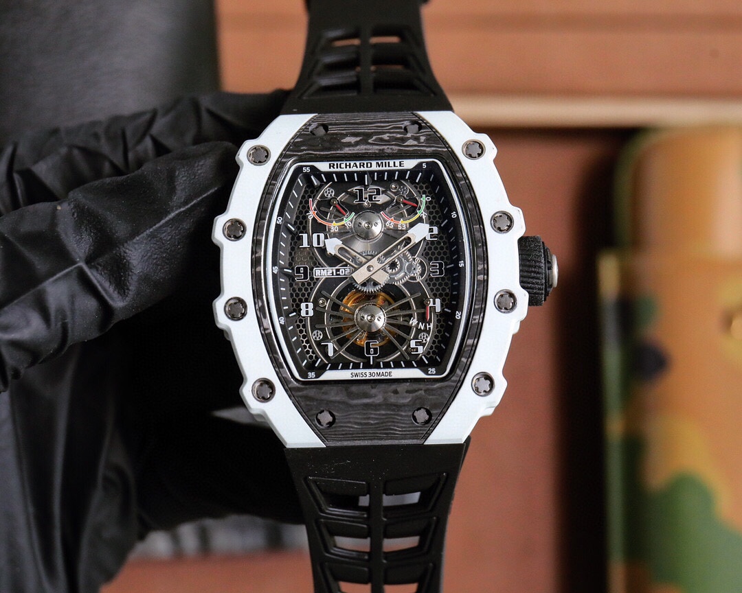 ??V2 upgraded Richard Mille RM21-02 series new upgraded 6-position flywheel with automatic imported mechanical movement 40x50x16mm carbon fiber bezel and column as the frame support, further reinforcing its precision structure. The lightweight and durable