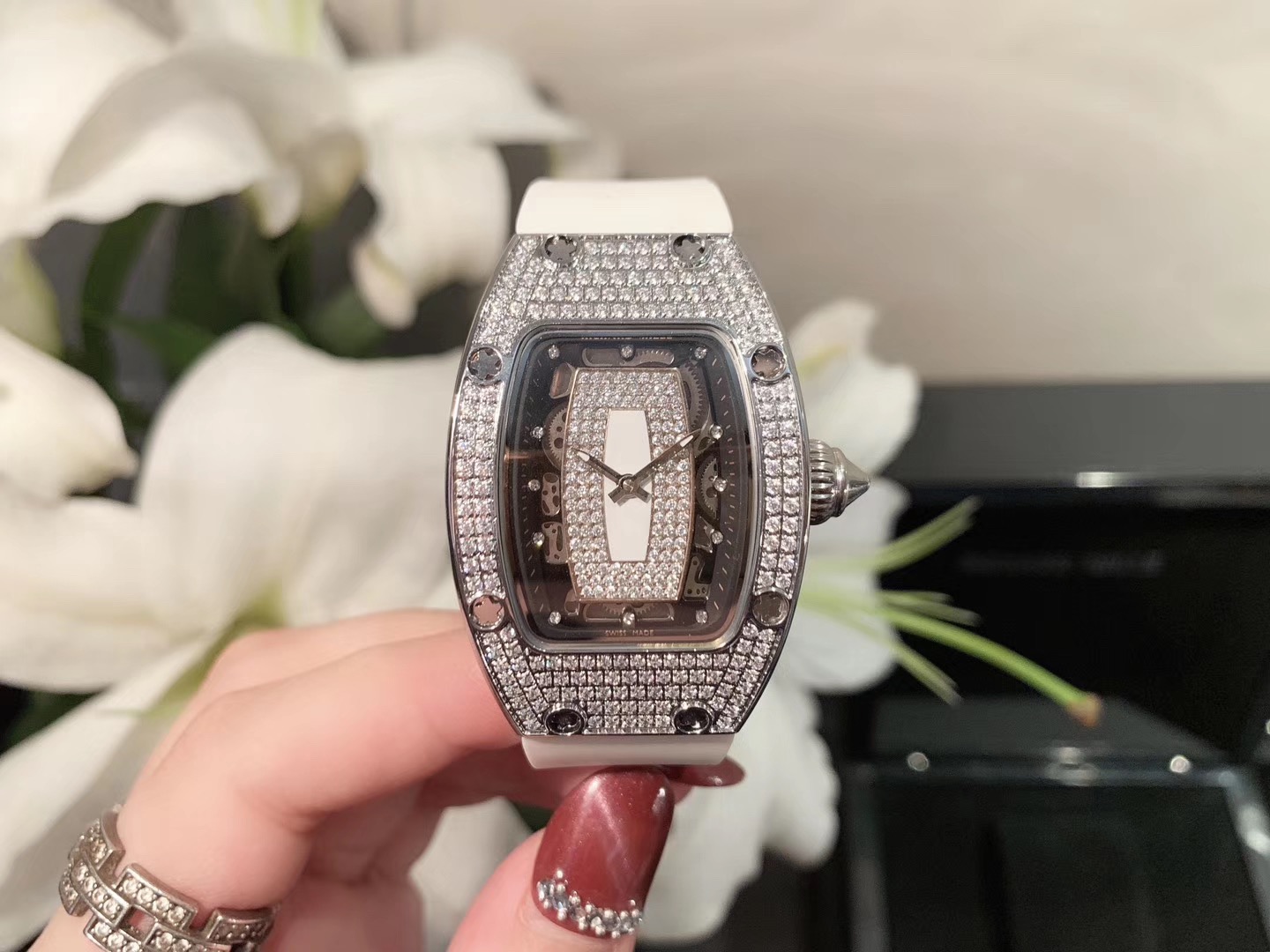 ?? Women Richard ??Richard Mille RM007-1 The goddess of the watch world The watch that ladies dream of, also known as "Diamond Krona" Richard Mille persistently pursues the technical perfection of RM007 Designed for women who appreciate the originality an