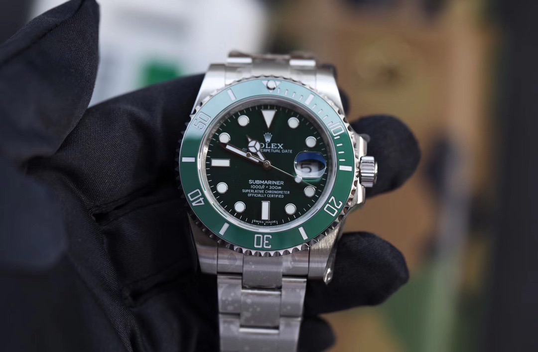 ?? In an age of quick success, we still strive for the best sex ratio to create the most tasteful Submariner collection, with quality, brushed and polished to match the craftsmanship of the genuine product, a truly "good conscience" product advantages :1.